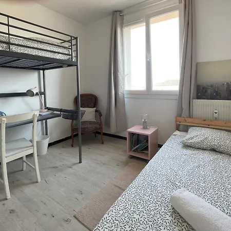 L Arlier Lägenhet Nîmes